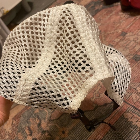 Patagonia Mesh Back Trucker Hat - Picture 4 of 4